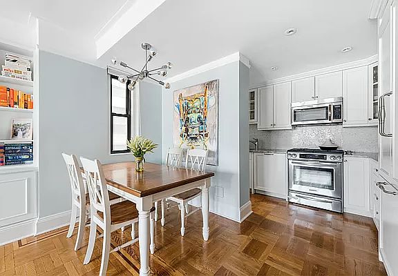 3rd image of 225 E 79th St #13CD