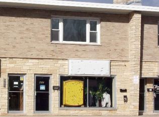 652 Ogden Ave, Downers Grove, IL 60515