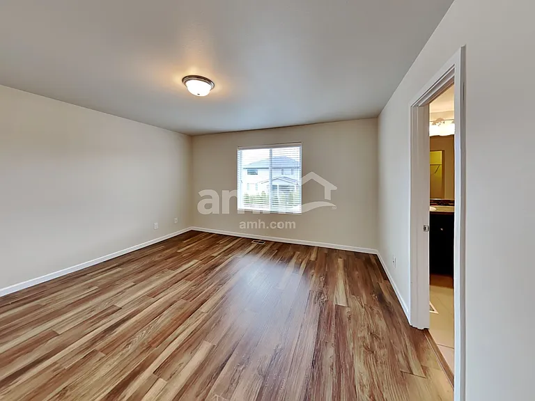 2681 Moore Ave — Photo 12