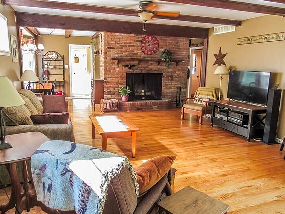 2nd image of 17471 Merry Oaks Trl