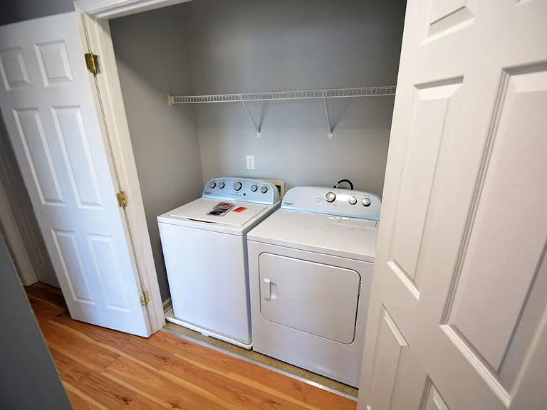 7920 McGarry Trl — Photo 10