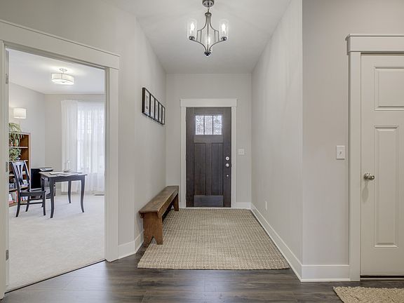 4th image of 3926 Preserve Dr NE #46