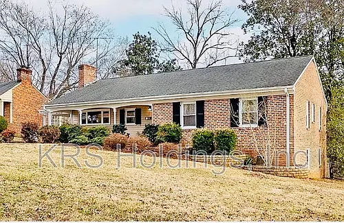 6048 Rhonda Rd Photo 1