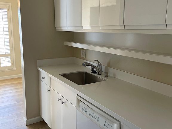 2nd image of 403 N Civic Dr #407