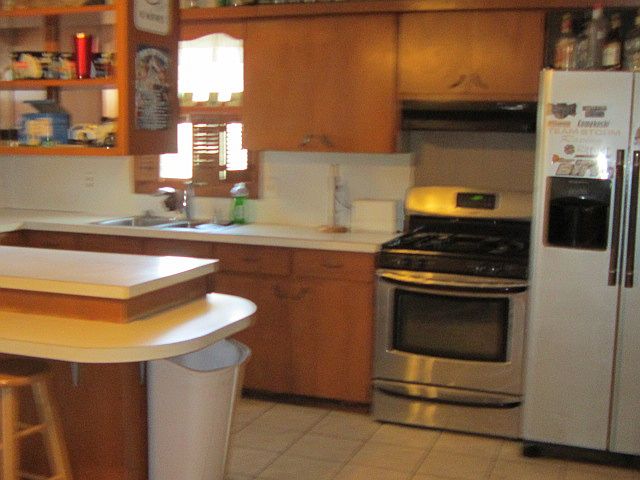 2nd image of 805 6th Ave NE