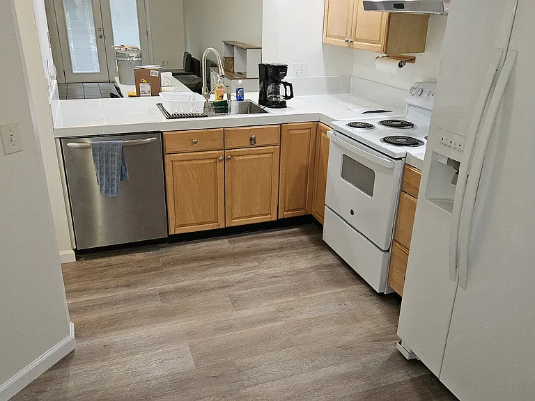 2553 White Horse Rd E — Photo 7