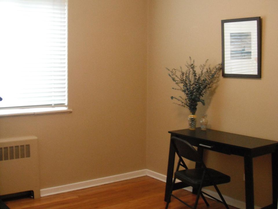 1st image of 1601 E 21st Ave APT 12