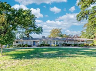 38 Ladue Mdws, Saint Louis, MO 63141