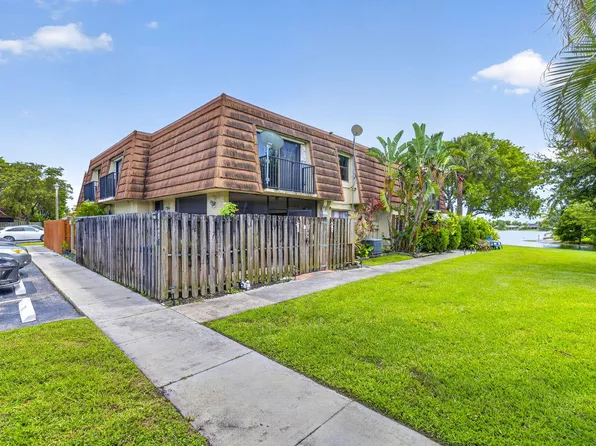 4825 NW 95th Ave #A, Fort Lauderdale, FL 33351
