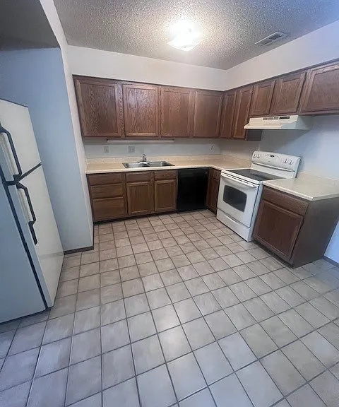 4928 Walker Ave #2 — Photo 10