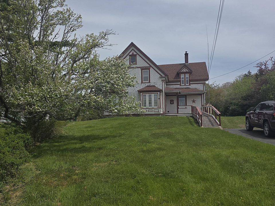1st image of 2067 Sandy Point Rd