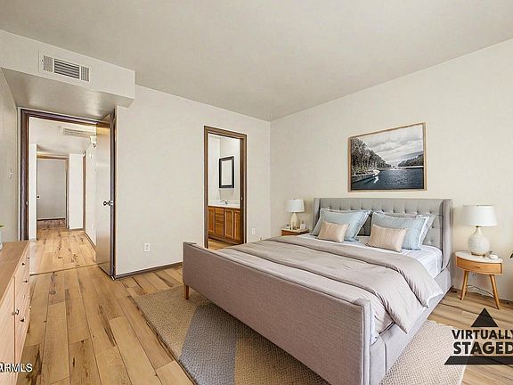 3rd image of 826 S CASITAS Drive #B