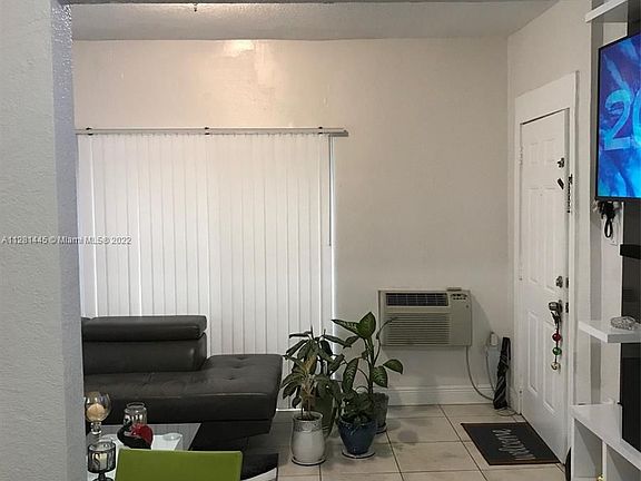 3rd image of 441 NW 25th Ave #1