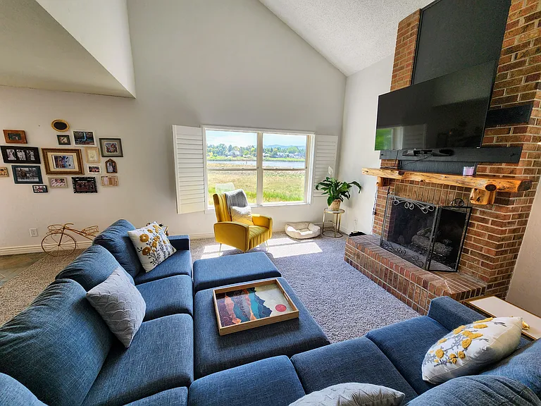 10792 W Berry Ave — Photo 12