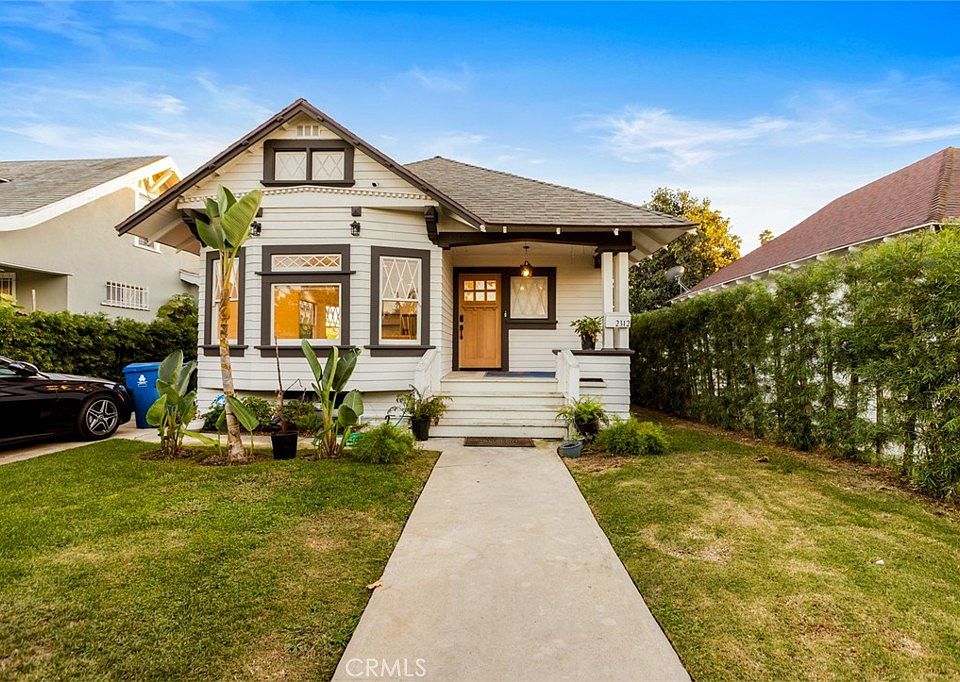 1st image of 2312 W 29th Pl