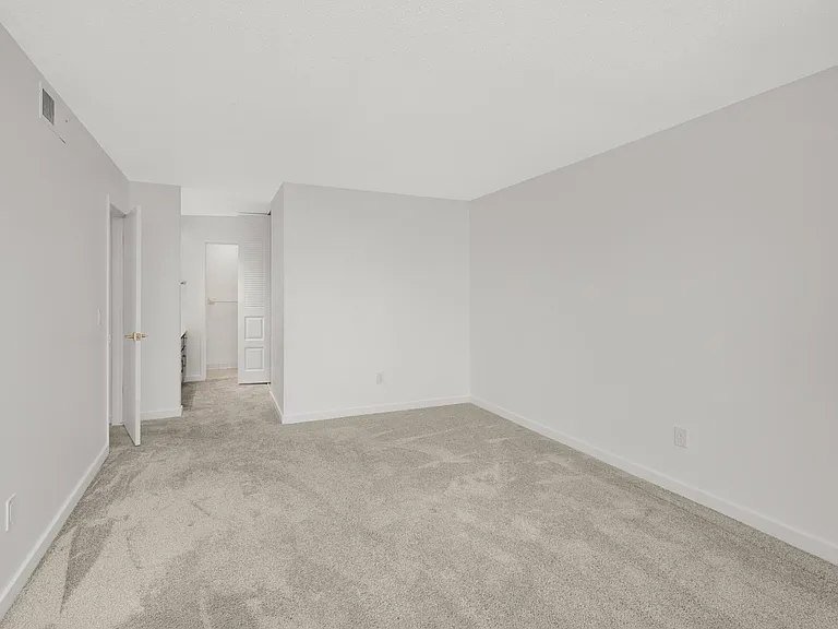7500 Cahill Rd — Photo 19