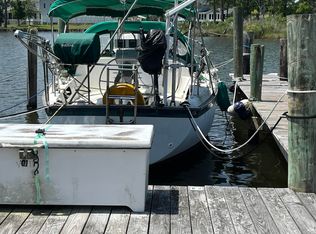 415 Whittaker Point Rd #W11, Oriental, NC 28571