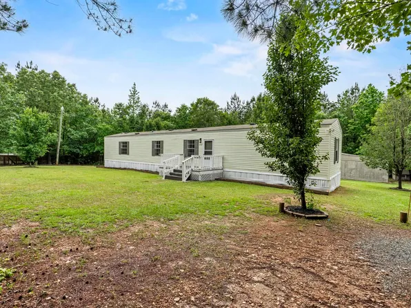 312 Middlefield Ct, Little Mountain, SC 29075