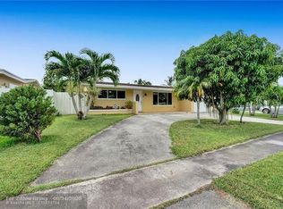 8370 NW 29th St, Sunrise, FL 33322