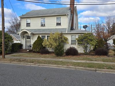 15 Henry Pl, Hicksville, NY, 11801