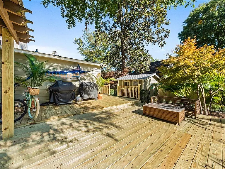 421 McCants Dr — Photo 29