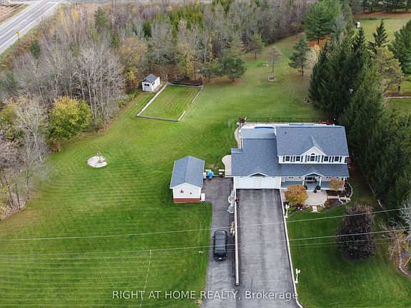5th image of 599 Maniece Ave