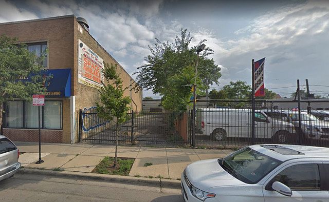 1st image of 4247 W North Ave