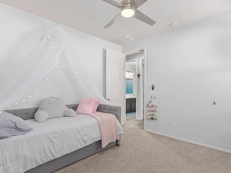 15732 W Pierce St — Photo 16
