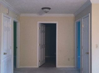 611 W Longview Dr, New Albany, MS 38652