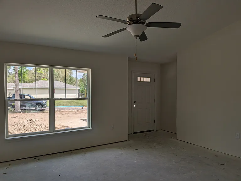 3140 W Juliet Pl — Photo 3