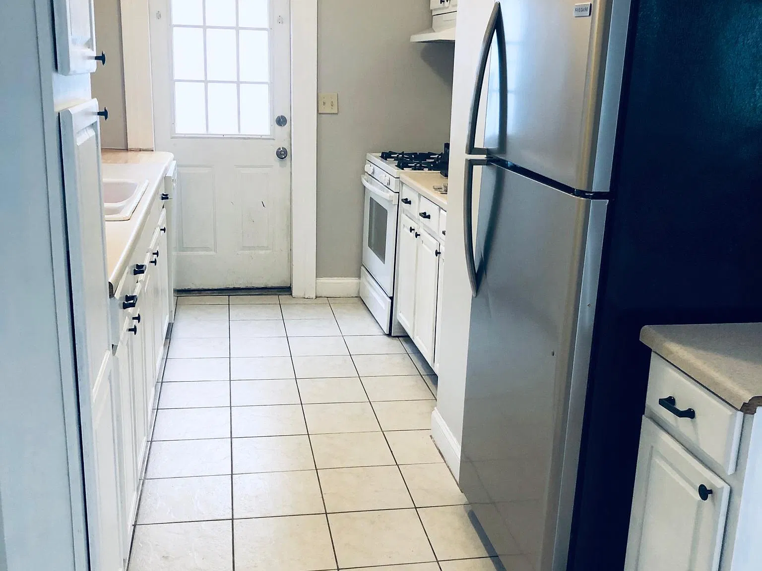 39 Wood Ave — Photo 3