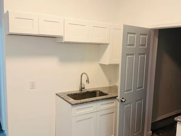 (undisclosed Address), Pittston, PA 18640