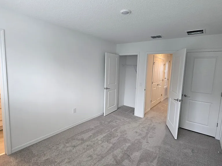 2878 Skyline Loop — Photo 15