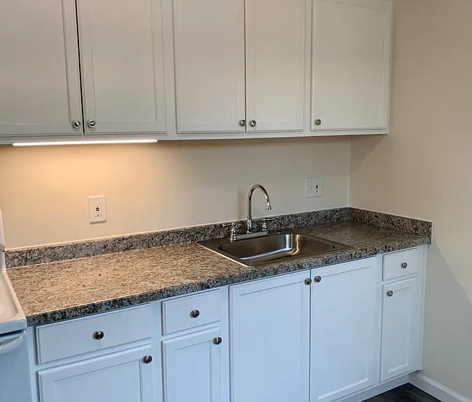 Maple Palms Apartments — Photo 23