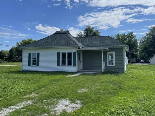 286 N 10th St, David City, NE 68632