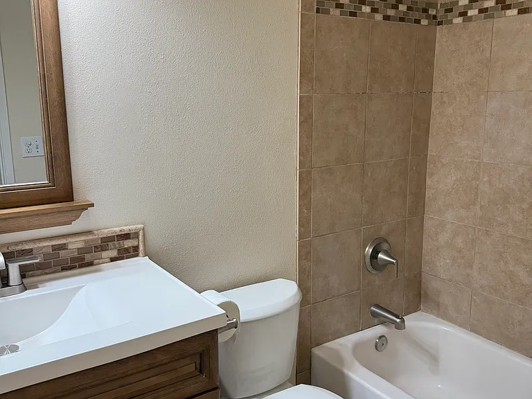 3738 Lynda Pl — Photo 16