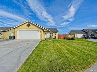 709 Rockport St, Moses Lake, WA 98837