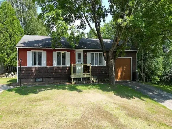 34 Paine Street, Berlin, NH 03570