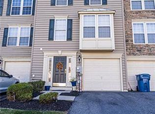 146 Knollwood Dr, Easton, PA 18042