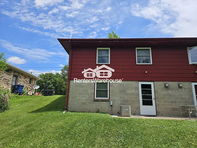 3310 SE 5th St — Photo 11