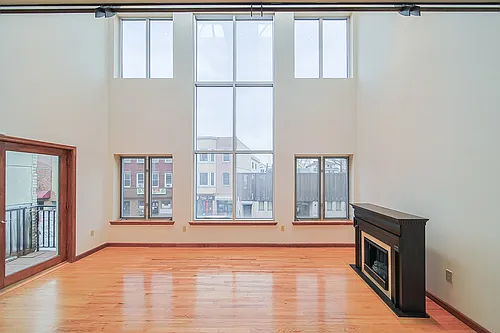 220 Harrison Ave #2 Photo 1