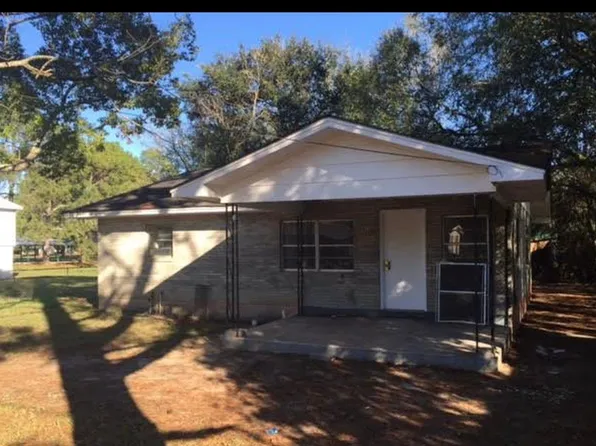 810 Williams St, Douglas, GA 31533