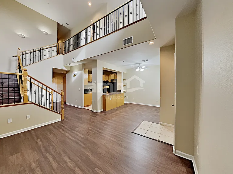 10440 Tuscany Rose Ct — Photo 7
