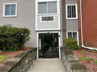 121 Cluff Crossing Rd APT 19, Salem, NH 03079