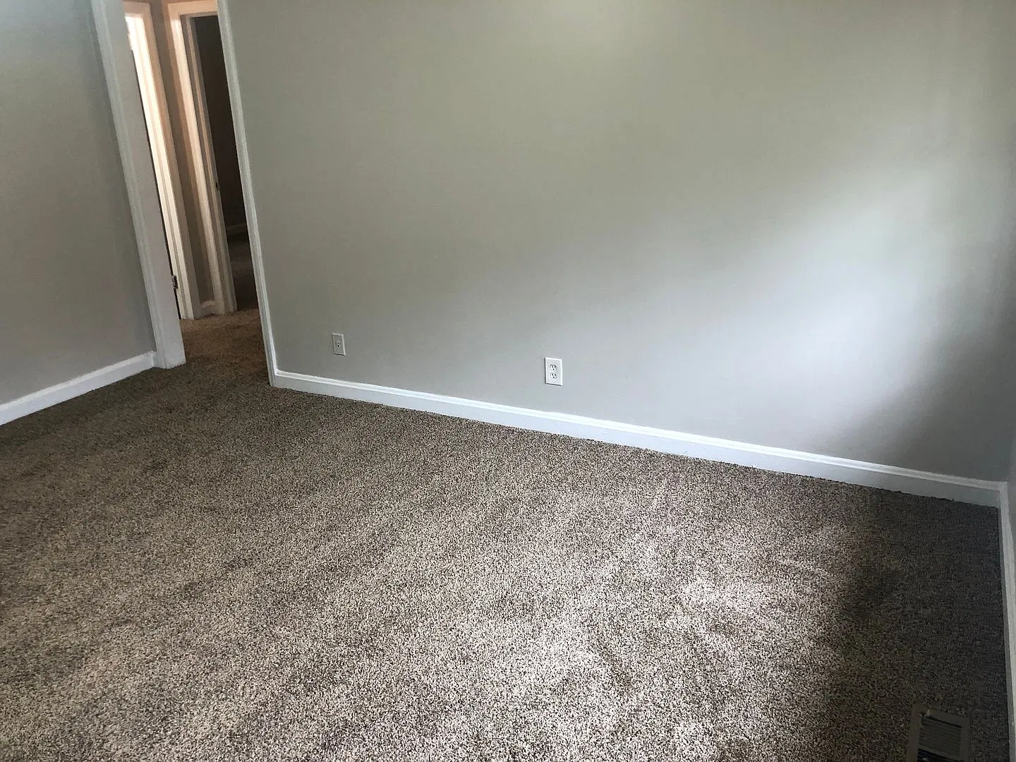 937 A-B Norland Duplex — Photo 3