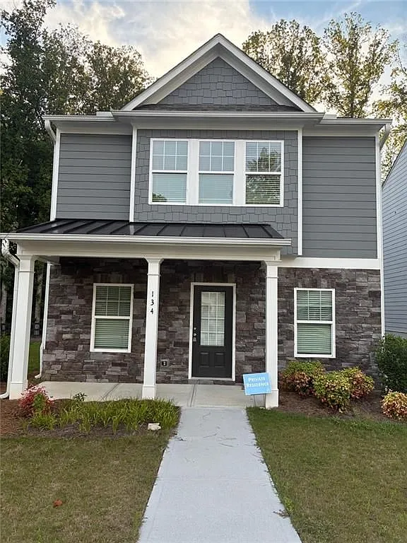 3 bed, 3.0 bath, 1937 sqft, $2,000 — Photo 1