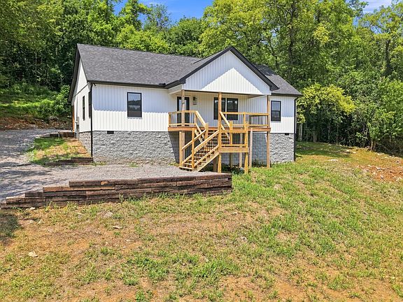 2nd image of 1190 Patton Hollow Rd