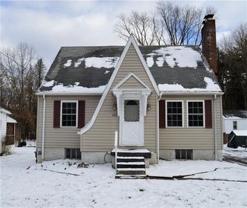 349 S Eberhart Rd, Butler, PA, 16001