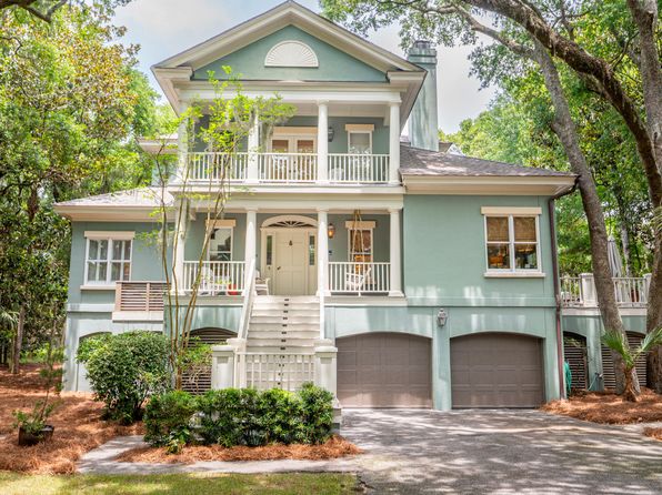 16 Ocean Green Dr