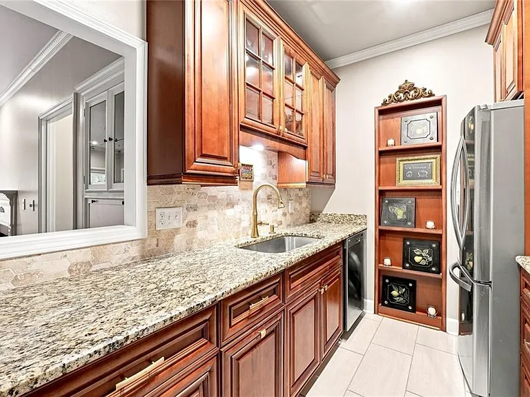 2865 Lenox Rd NE #210 — Photo 11